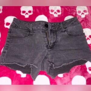 No Boundaries Shorts